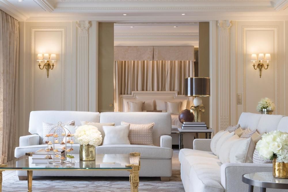 Four Seasons George V 5* Parigi