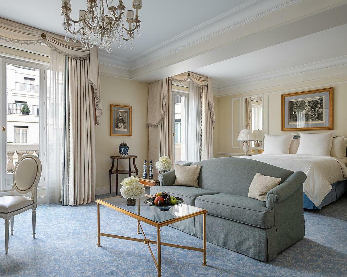 Four Seasons George V Parigi